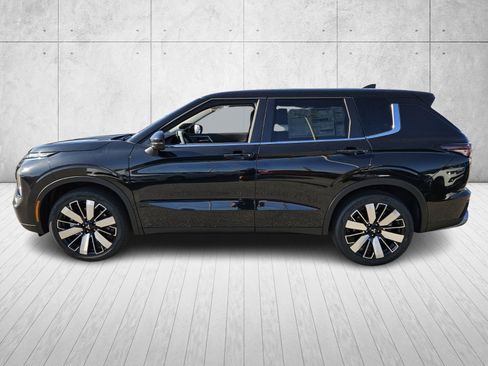 New 2026 Mitsubishi Outlander AWD image 4