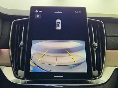 New 2026 Volvo XC90 B6 Core AWD/4WD image 20