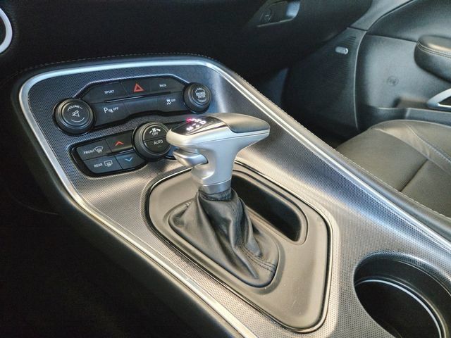 Used 2015 Dodge Challenger R/T Plus RWD image 15