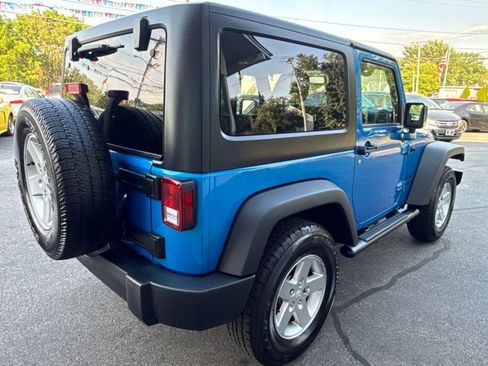 Used 2015 Jeep Wrangler Sport w/ Quick Order Package 24S AWD/4WD image 5