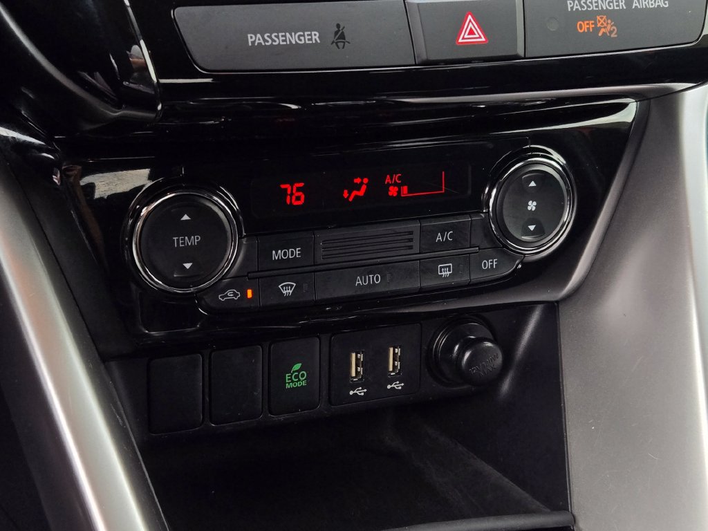 Used 2024 Mitsubishi Eclipse Cross LE AWD/4WD image 34