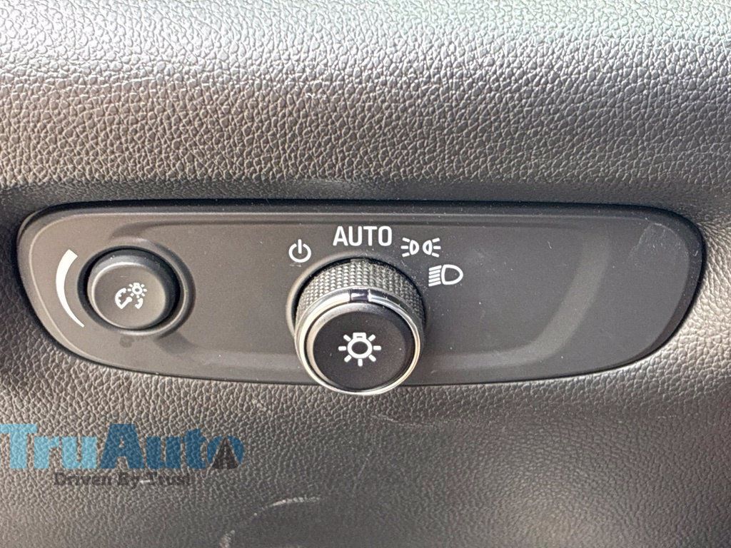 Used 2024 Chevrolet Traverse LS w/ Safety Package FWD image 35