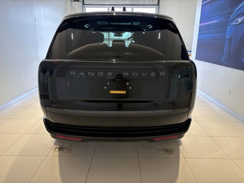 New 2026 Land Rover Range Rover Long Wheelbase SE image 3