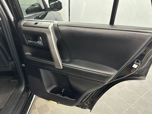 Used 2014 Toyota 4Runner Limited RWD image 17