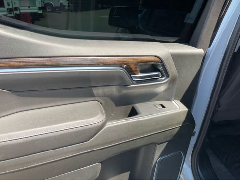 Used 2024 GMC Sierra 1500 Elevation AWD/4WD image 19