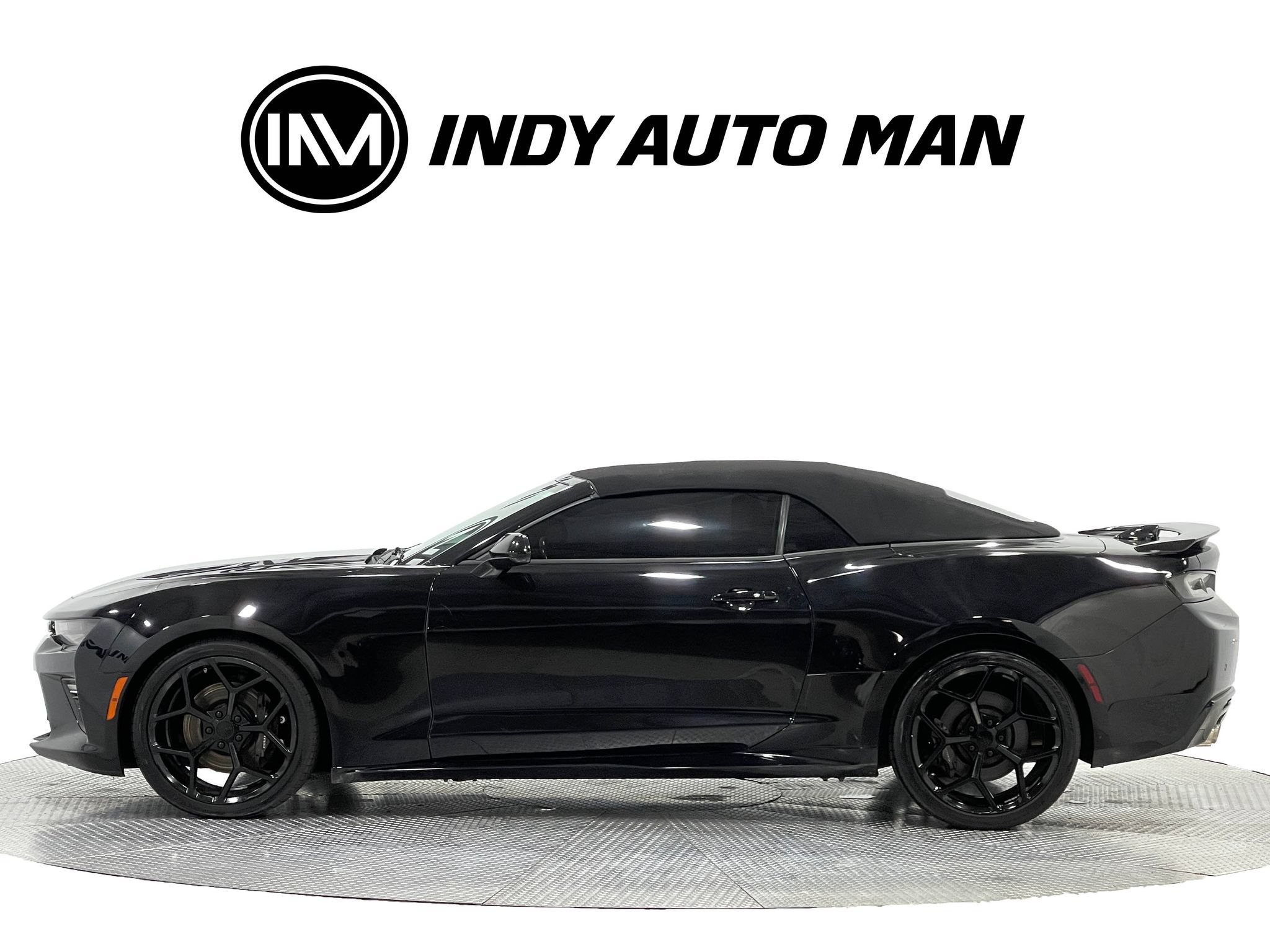 Used 2018 Chevrolet Camaro SS RWD image 7