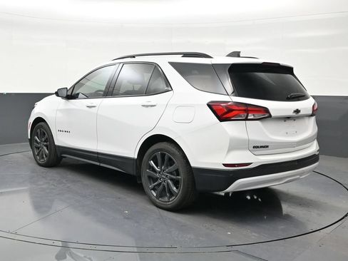 Used 2024 Chevrolet Equinox RS FWD image 3