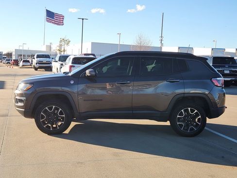 Used 2019 Jeep Compass Trailhawk w/ Cold Weather Group image 4