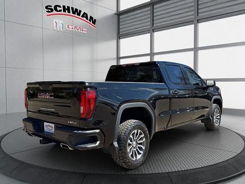 Used 2020 GMC Sierra 1500 AT4 w/ AT4 Premium Package AWD/4WD image 4