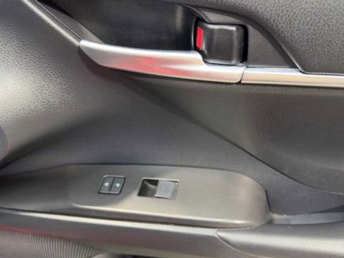 Used 2024 Toyota Camry LE image 12