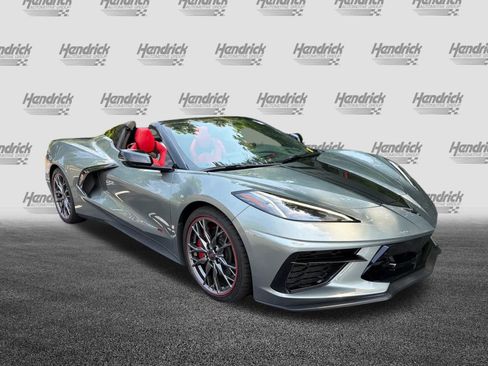 Used 2023 Chevrolet Corvette Stingray Preferred Conv w/ Z51 Performance Package RWD image 2