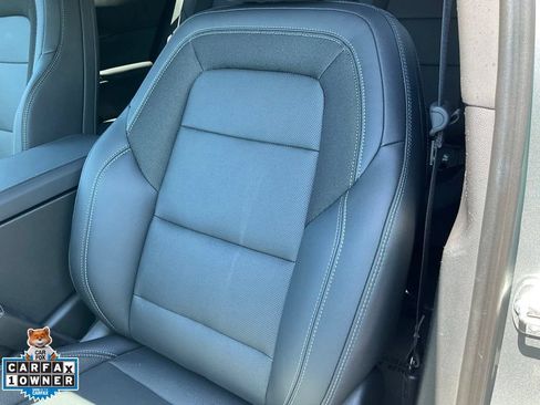 Used 2024 Chevrolet Equinox EV LT FWD image 17