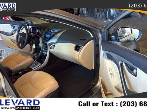 Used 2013 Hyundai Elantra GLS w/ Preferred Pkg FWD image 34