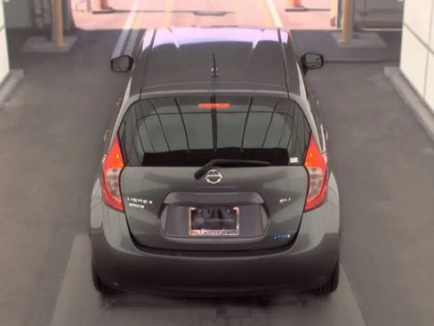 Used 2016 Nissan Versa Note SV FWD image 4