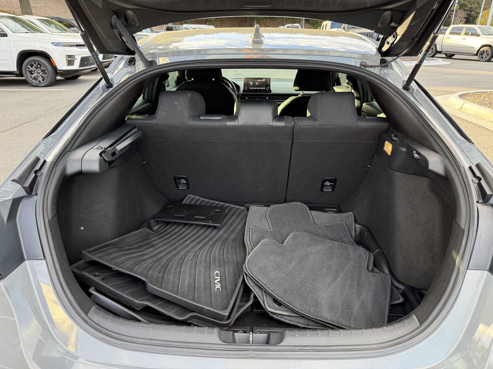 Used 2025 Honda Civic Sport image 28