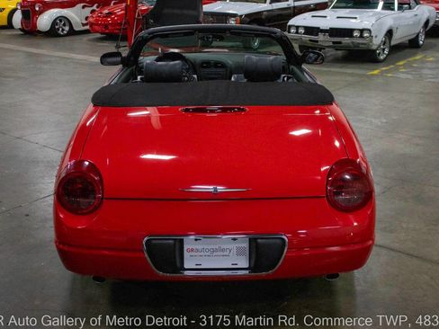 Used 2002 Ford Thunderbird Deluxe image 7