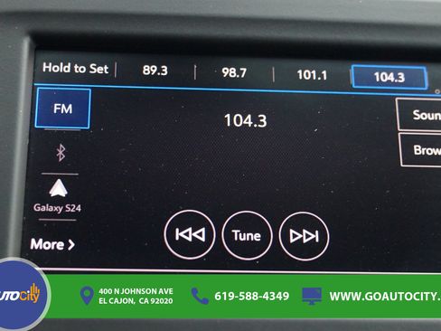 Used 2024 Chevrolet Equinox LT FWD image 22