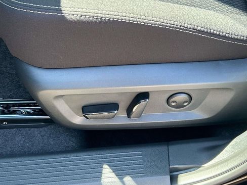 New 2026 Nissan Rogue SV w/ Cold Weather Package FWD image 16