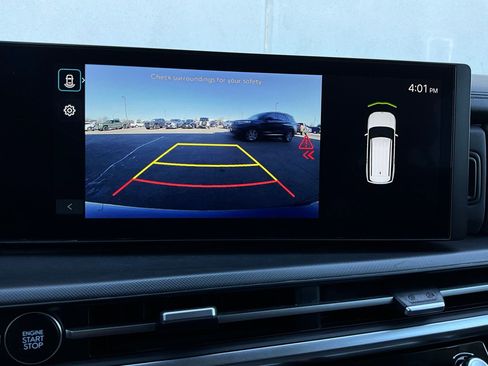 Used 2025 Hyundai Santa Fe SEL image 33