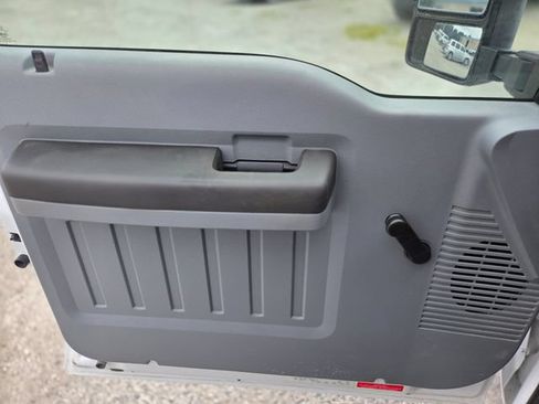 Used 2016 Ford F250 XL AWD/4WD image 16