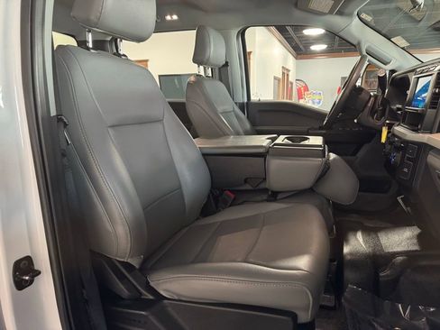 Used 2024 Ford F350 XL w/ FX4 Off-Road Package image 18