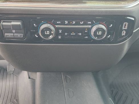 Used 2024 Chevrolet Silverado 2500 LT AWD/4WD image 17