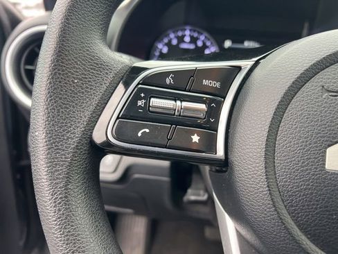 Certified 2023 Kia Forte LXS image 15