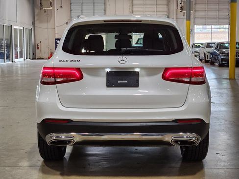 Used 2019 Mercedes-Benz GLC 300 image 10