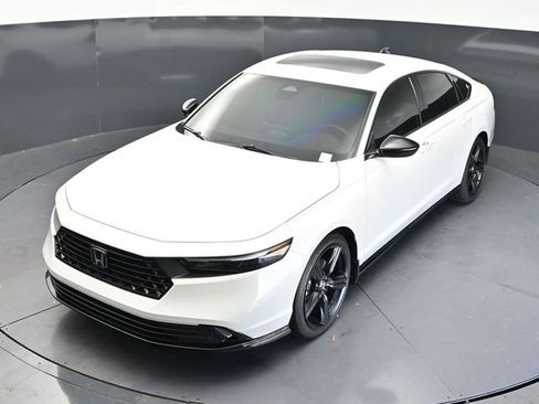 Used 2026 Honda Accord Sport image 24