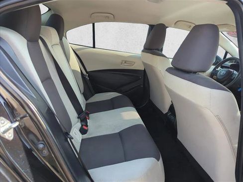 Used 2025 Toyota Corolla LE FWD image 19