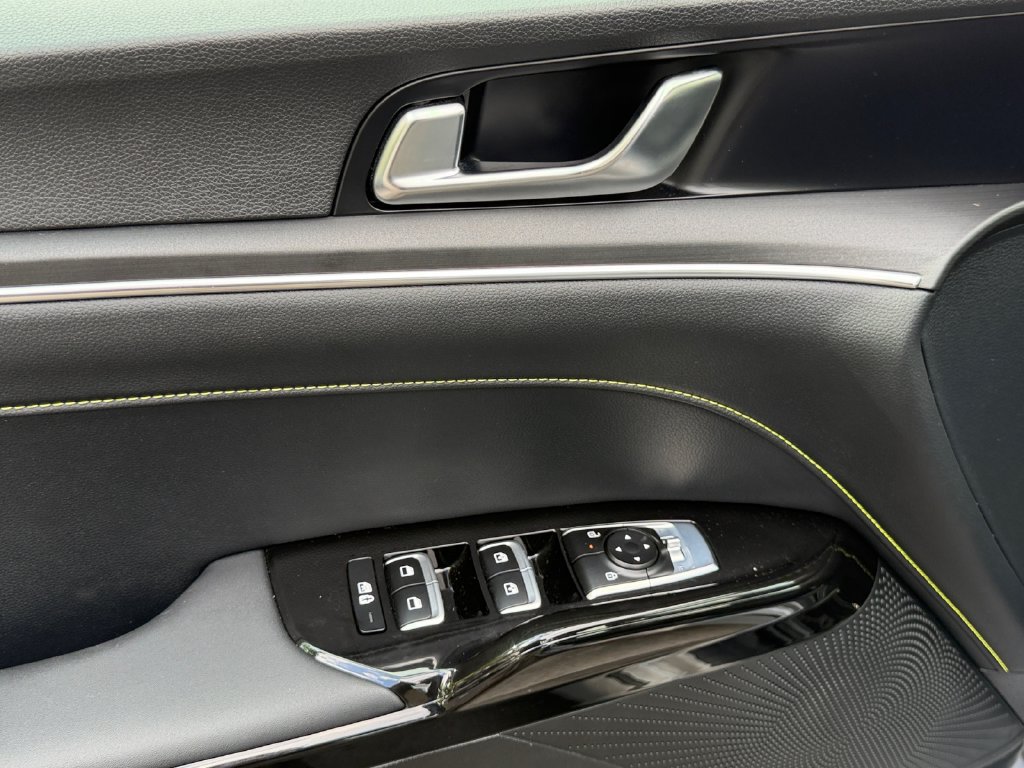 Certified 2025 Kia K5 GT FWD image 15