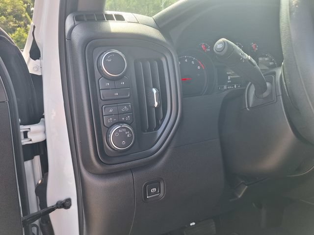 Used 2025 Chevrolet Silverado 2500 Custom w/ Custom Value Package AWD/4WD image 48