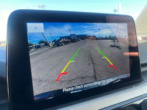 Used 2021 Ford Escape SE w/ SE Sport Appearance Package image 28