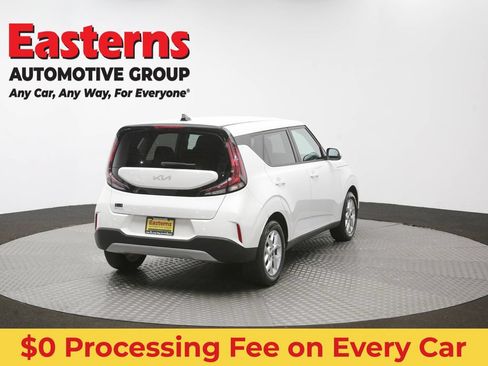 Used 2024 Kia Soul LX w/ Option Group 015 FWD image 37