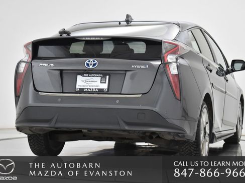 Used 2016 Toyota Prius Four Touring w/ Premium Convenience Package image 22