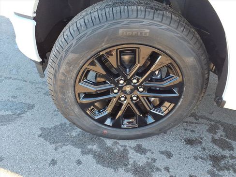 New 2026 Ford F150 XLT w/ Equipment Group 302A MID image 9