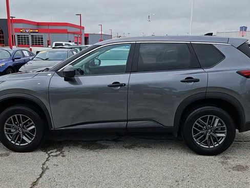 Used 2024 Nissan Rogue S FWD image 5