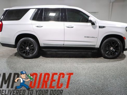 Used 2023 GMC Yukon Denali AWD/4WD image 6