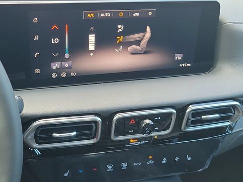New 2026 Nissan Sentra SV w/ SV Convenience Package FWD image 30