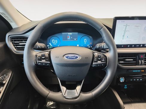 Used 2023 Ford Escape Active w/ Tech Pack #2 FWD image 17