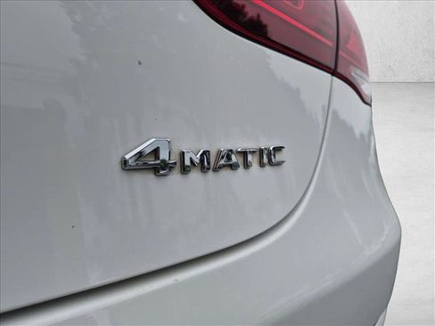 Used 2020 Mercedes-Benz GLC 300 4MATIC Coupe image 12