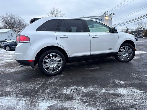 Used 2009 Lincoln MKX AWD image 4