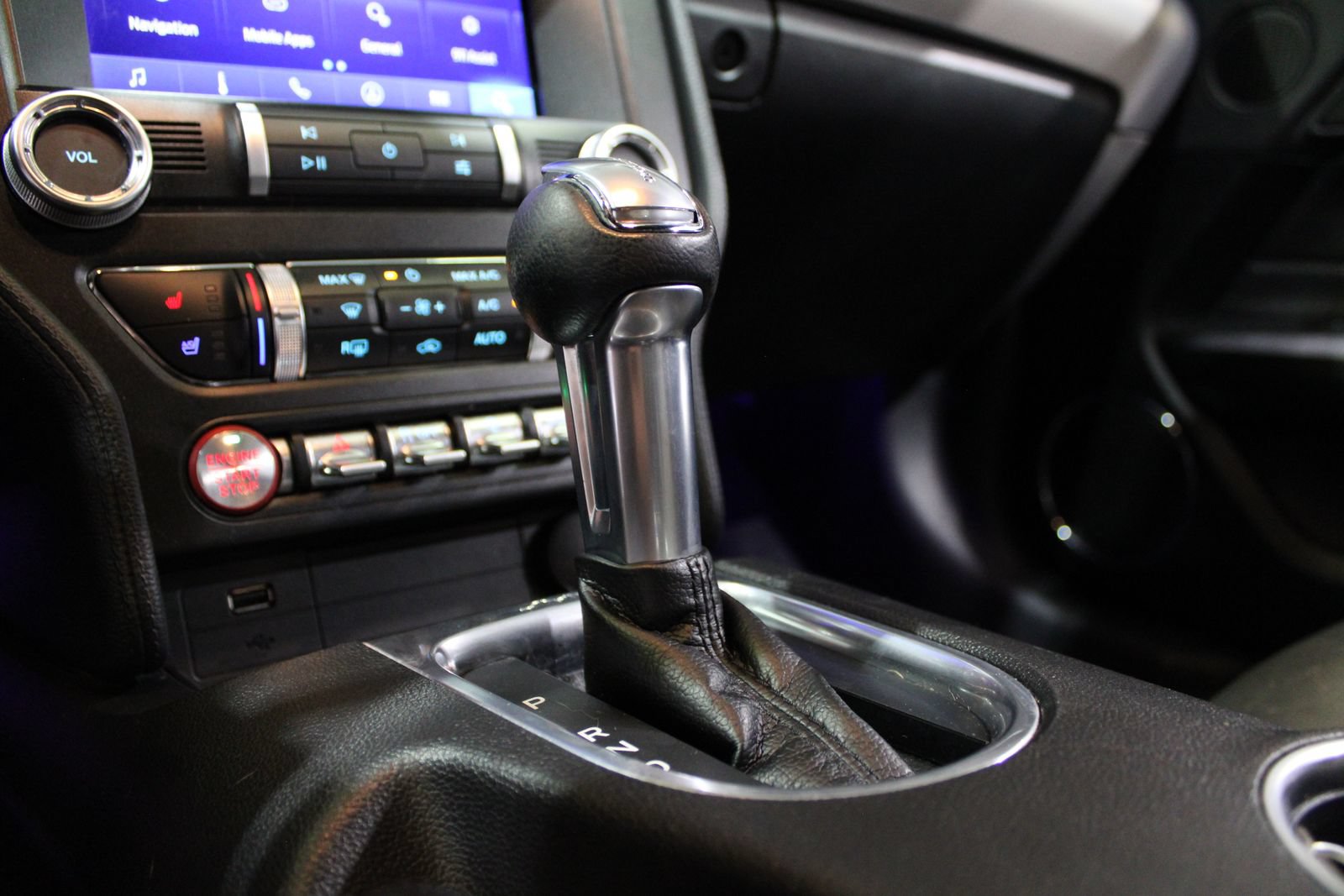 Used 2020 Ford Mustang Premium RWD image 27