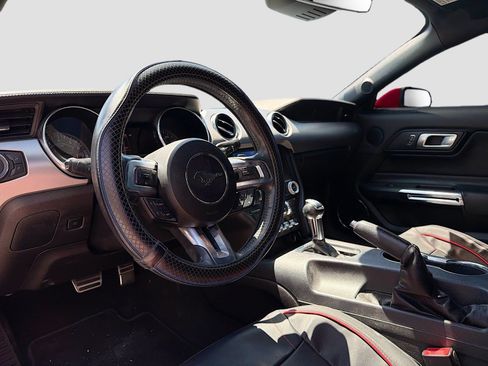 Used 2021 Ford Mustang Premium RWD image 7