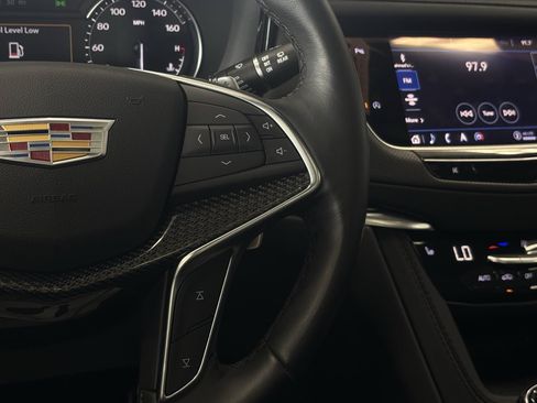 Used 2024 Cadillac XT5 Sportv w/ LPO, Floor Liner Package AWD/4WD image 45