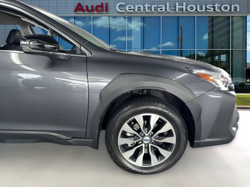 Used 2023 Subaru Outback Limited image 12