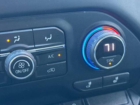 Used 2021 Chevrolet Silverado 1500 LT Trail Boss image 29