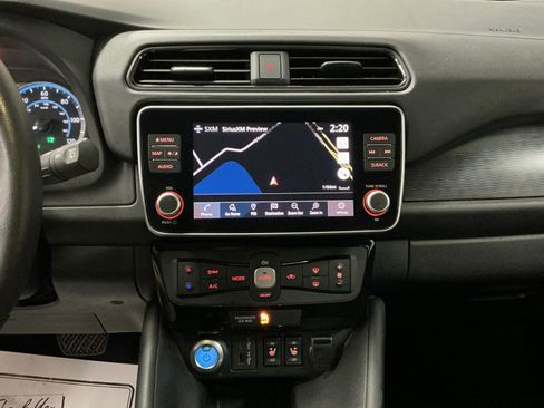 Used 2022 Nissan Leaf SV Plus image 23