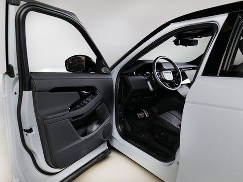 New 2026 Land Rover Range Rover Evoque Dynamic SE image 25