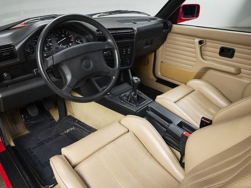 Used 1991 BMW 318iS Coupe RWD image 46